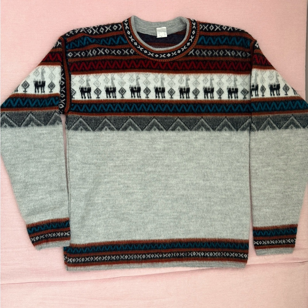 Gray Patterned Sweater - image 1